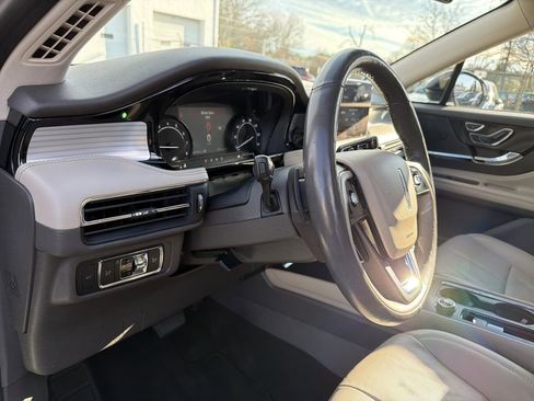 Certified 2022 Lincoln Corsair AWD w/ Premium Package image 20