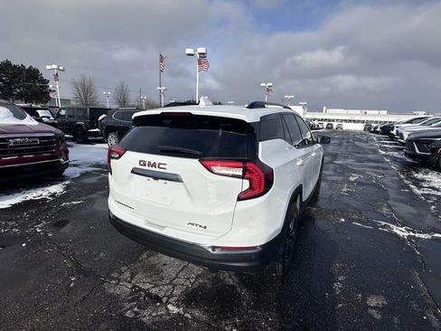 Used 2023 GMC Terrain AT4 w/ Infotainment Package II image 5