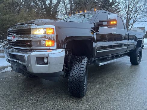 Used 2017 Chevrolet Silverado 3500 LTZ w/ Duramax Plus Package image 2