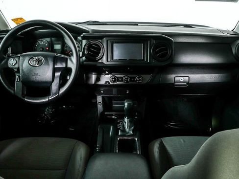 Used 2017 Toyota Tacoma SR image 16