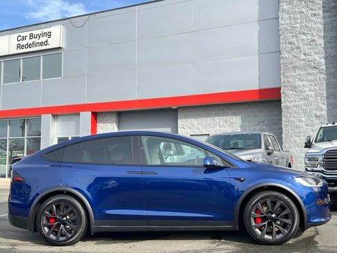 Used 2024 Tesla Model X Plaid image 14