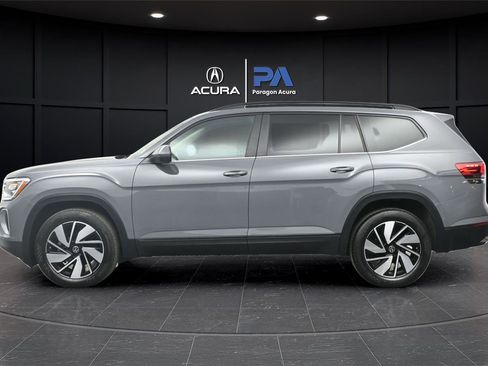 Used 2025 Volkswagen Atlas SE AWD/4WD image 21