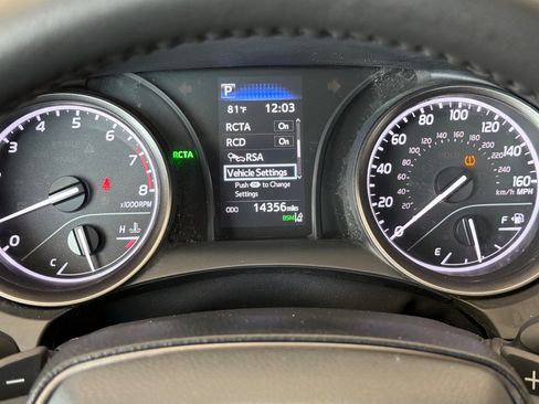 Used 2023 Toyota Camry SE w/ Convenience Package FWD image 22