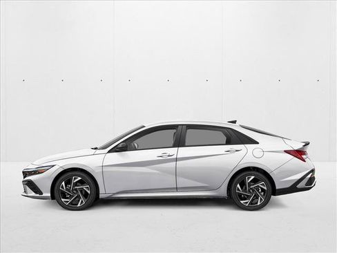 New 2026 Hyundai Elantra Sport image 3