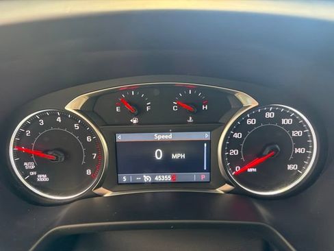 Used 2025 Chevrolet Blazer LT AWD/4WD image 16