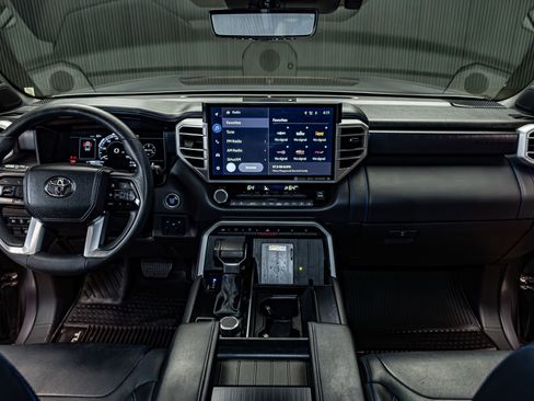 Used 2023 Toyota Tundra Platinum image 18