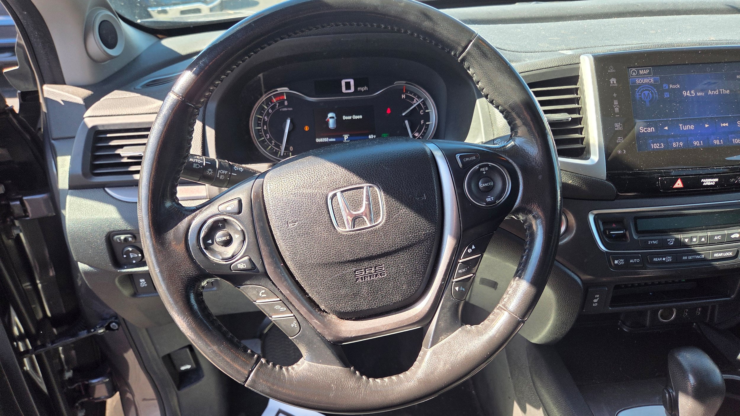 Used 2017 Honda Pilot EX-L image 6
