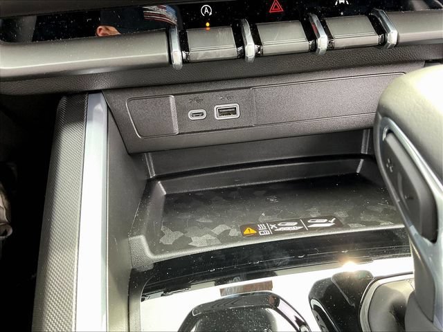 New 2026 Chevrolet Colorado LT w/ LT Convenience Package AWD/4WD image 8