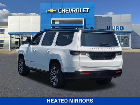Used 2023 Jeep Grand Wagoneer Series III AWD/4WD image 7
