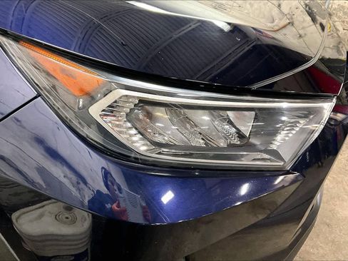 Used 2020 Toyota RAV4 XLE w/ Convenience Package image 26