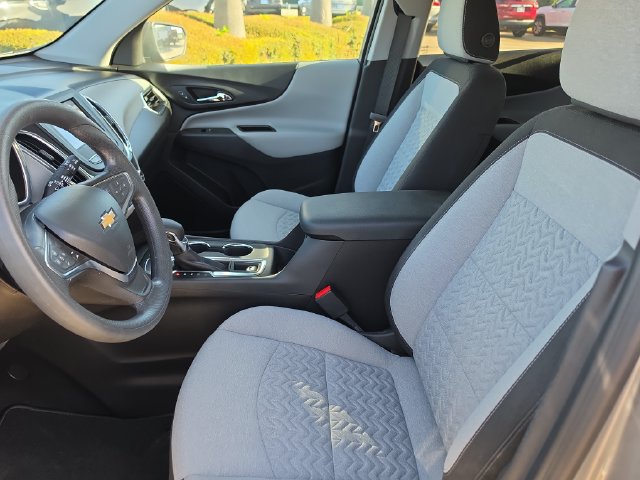 Used 2023 Chevrolet Equinox LS w/ LS Convenience Package FWD image 16