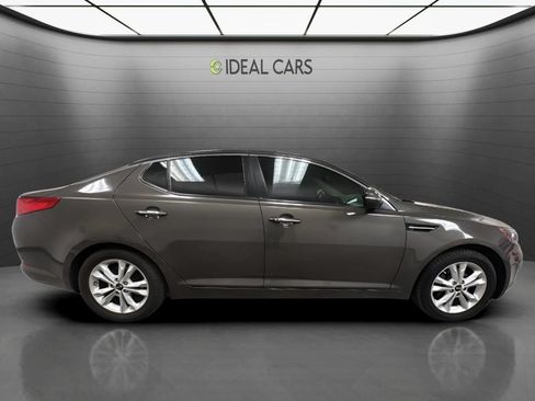 Used 2011 Kia Optima EX FWD image 4
