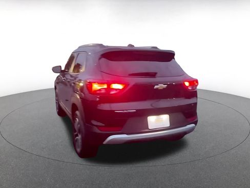 Used 2025 Chevrolet TrailBlazer LT image 11