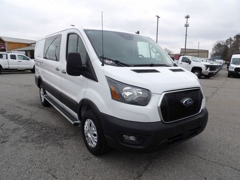 Used 2024 Ford Transit 250 w/ Exterior Upgrade Package image 11