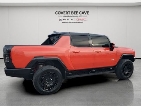 Certified 2025 GMC Hummer EV 2X image 10