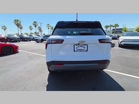 New 2026 Chevrolet Equinox LT image 16