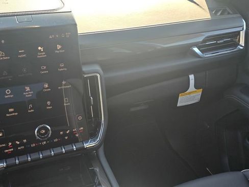 New 2026 GMC Yukon Elevation image 17