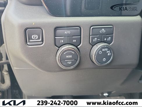 Used 2025 Chevrolet Silverado 1500 LT w/ Protection Package AWD/4WD image 23