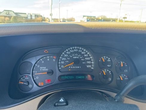 Used 2007 GMC Sierra 2500 SLT w/ Heavy-Duty Power Package image 17