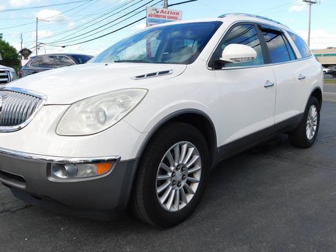 Used 2008 Buick Enclave CXL w/ Entertainment Package #1 AWD/4WD image 4
