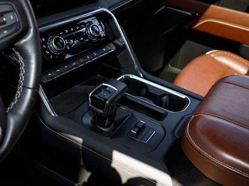 Used 2024 GMC Sierra 1500 Denali Ultimate image 39