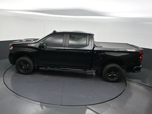 Used 2023 Chevrolet Silverado 1500 LT Trail Boss w/ LT Trail Boss Premium Package AWD/4WD image 16