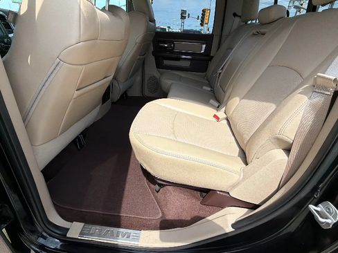 Used 2013 RAM 1500 Laramie w/ Convenience Group AWD/4WD image 41