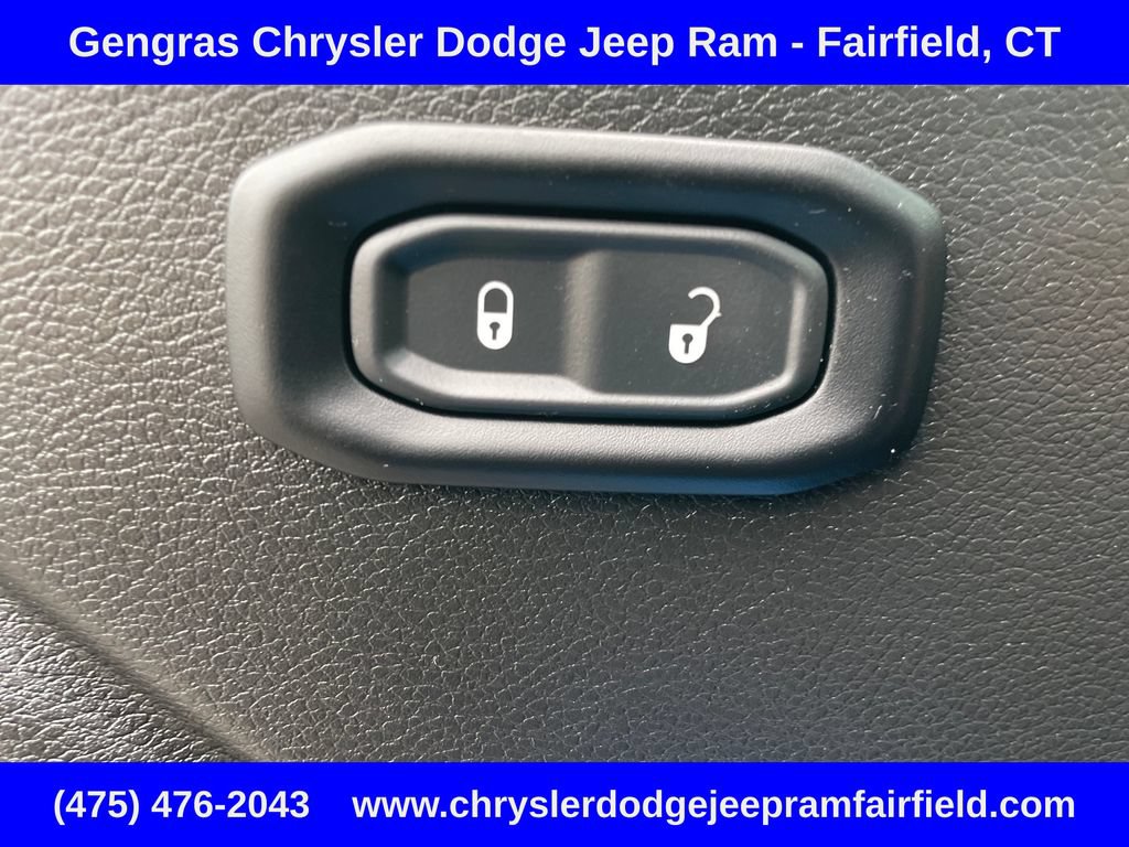 Certified 2025 Jeep Wrangler Unlimited Rubicon 4xe w/ Safety Group AWD/4WD image 45