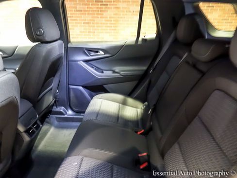 New 2026 Chevrolet Equinox LT w/ Safety and Technology Package image 11