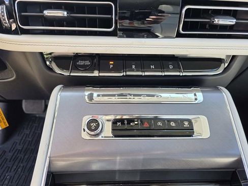 New 2026 Lincoln Aviator 2WD image 11