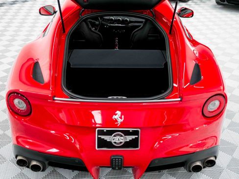 Used 2014 Ferrari F12 Berlinetta image 84
