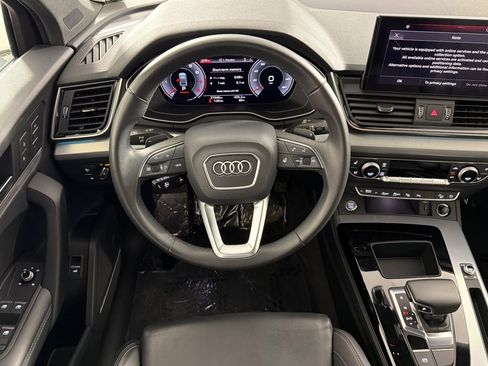 Used 2023 Audi Q5 2.0T Prestige w/ Prestige Package AWD/4WD image 13