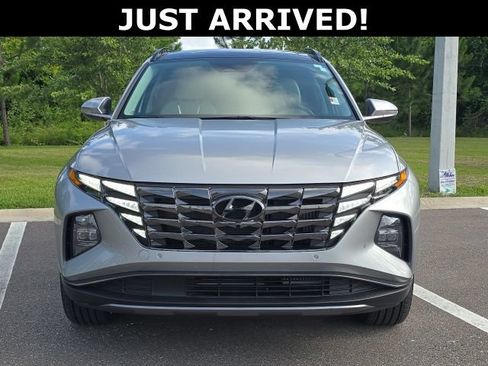 Certified 2024 Hyundai Tucson Limited AWD/4WD image 2