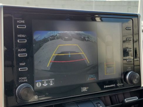 Used 2020 Toyota RAV4 Limited image 29
