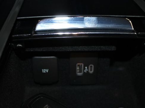 Used 2023 Lincoln Corsair Reserve AWD/4WD image 49