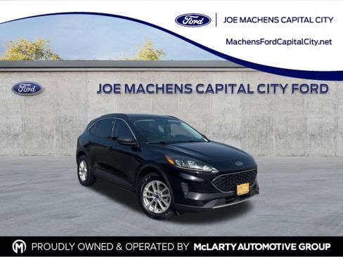 Certified 2022 Ford Escape SE w/ Convenience Package image 1
