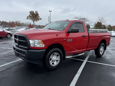 Used 2017 RAM 2500 Tradesman w/ Power & Remote Entry Group image 6