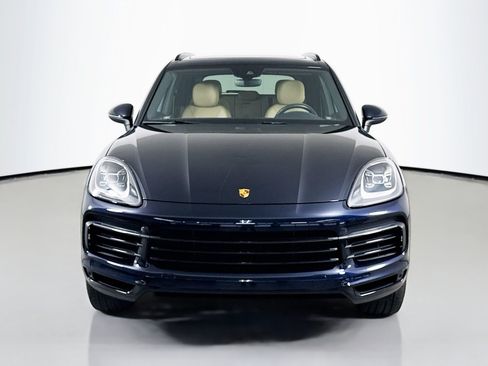Certified 2023 Porsche Cayenne AWD/4WD image 6