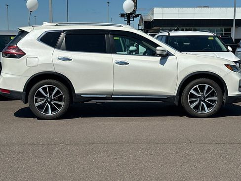 Used 2018 Nissan Rogue SL AWD/4WD image 3