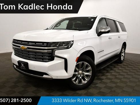 Used 2023 Chevrolet Suburban Premier image 1
