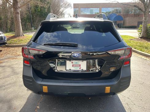 Used 2022 Subaru Outback Wilderness w/ Wilderness Package image 6