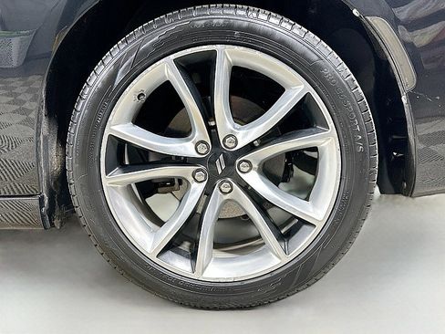 Used 2017 Dodge Charger SXT w/ Premium Group image 30