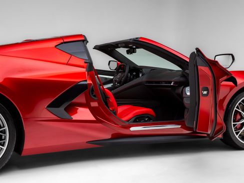 Used 2023 Chevrolet Corvette Stingray Premium Cpe w/ Z51 Performance Package RWD image 29