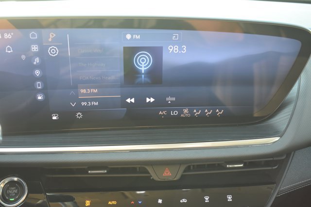 Used 2024 Buick Envision Preferred AWD/4WD image 25