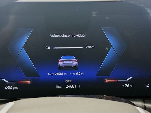 Used 2024 BMW i4 eDrive40 w/ Premium Package RWD image 19