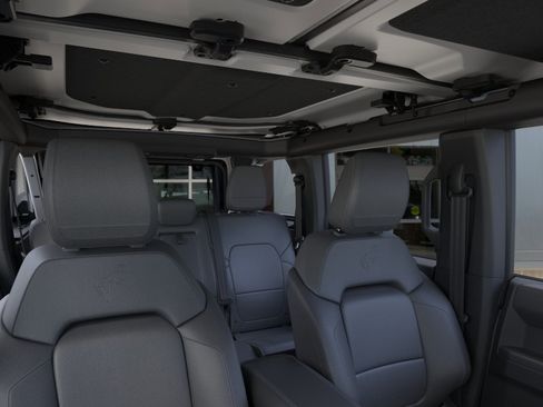 New 2026 Ford Bronco Outer Banks w/ Sasquatch Package AWD/4WD image 12