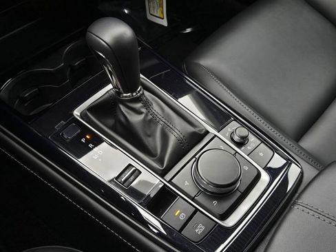 Certified 2025 MAZDA CX-30 AWD 2.5 S w/ Select Sport Pkg image 17