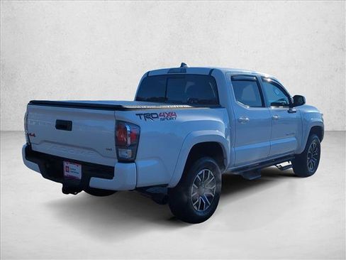 Used 2020 Toyota Tacoma TRD Sport image 5