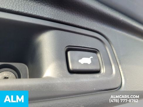 Used 2022 Honda Pilot TrailSport image 11