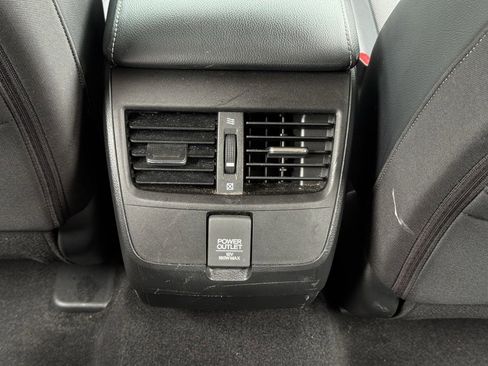 Used 2019 Honda Clarity Plug-In Hybrid image 25